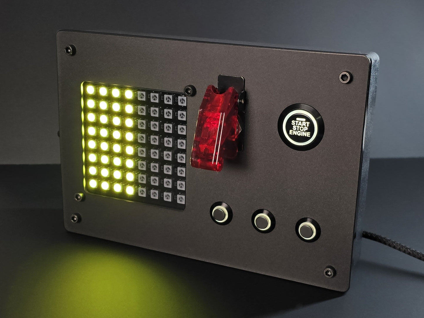 Button box with iFlag display showing yellow waved flags